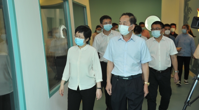 1693988416589773.jpg 苗延紅_副本.jpg